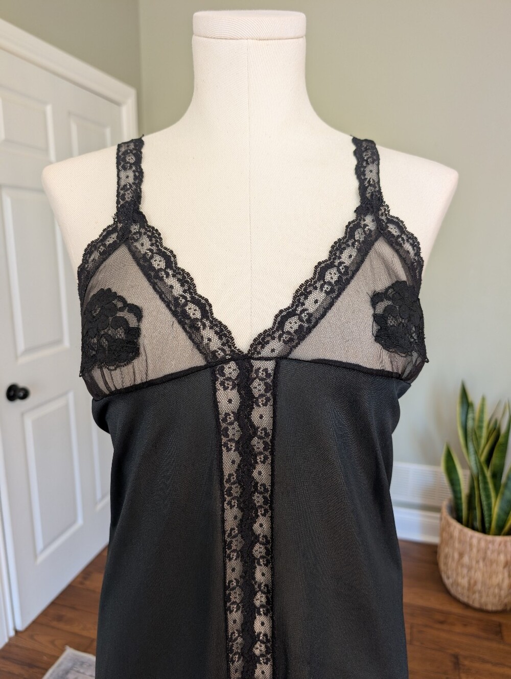 Vintage Black Nightgown Nylon Lace Long Negligee Gown Size L Vintage Sizing